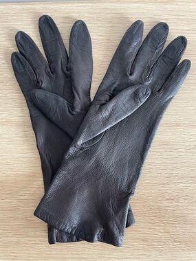 Vintage leather gloves 100% silk lined Made in France Marshall Fields brown 6.5